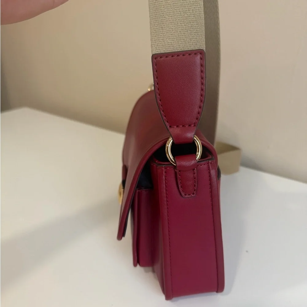 Michael Kors Bradshaw Medium Leather Messenger Bag NWT